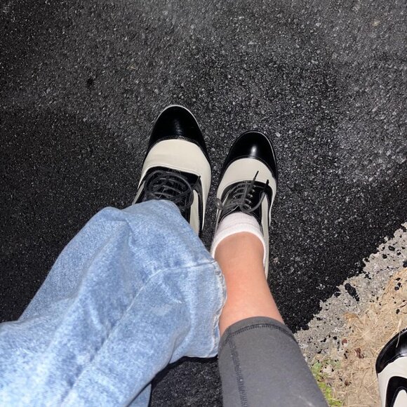 37.5 Black and Cream Chanel Oxfords - Picture 1 of 2